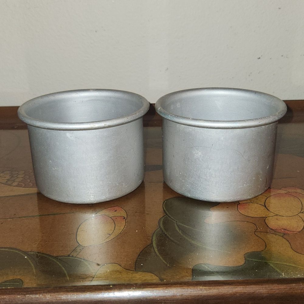 Fat Daddio's  Pro Series Anodized Cake Pan 4" x 3" Set of 2